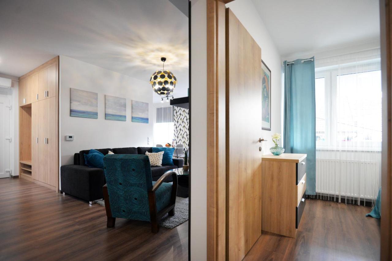 One Luxury Suites Эгер Экстерьер фото