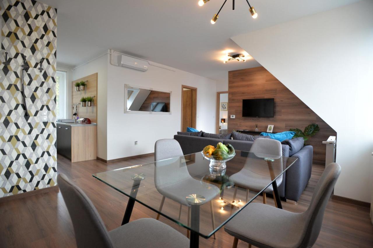One Luxury Suites Эгер Экстерьер фото