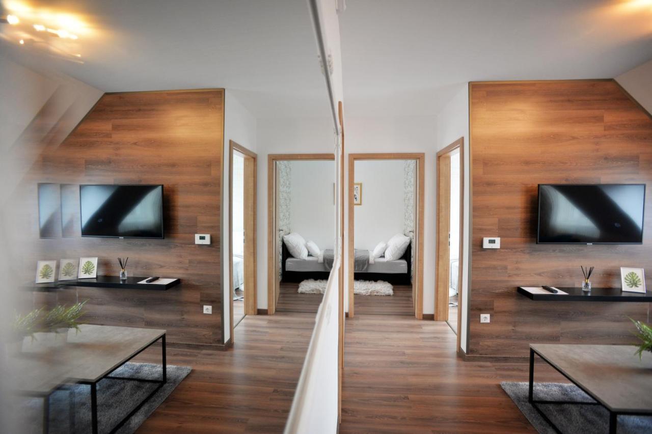 One Luxury Suites Эгер Экстерьер фото